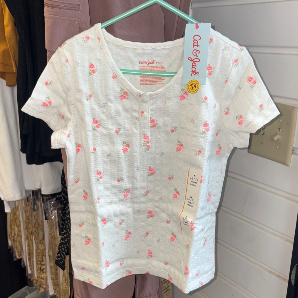 5/$10 Cat & Jack White Tee with Pink Floral Design